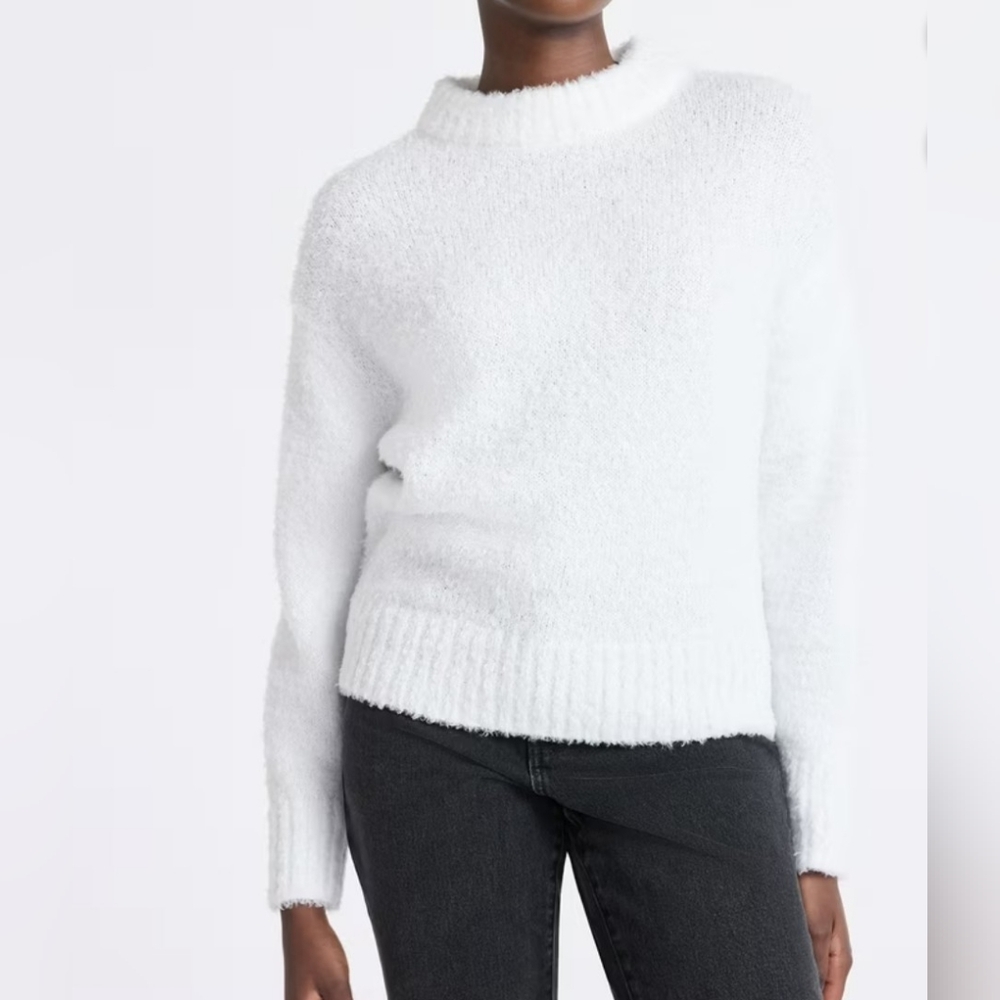 NWT!! Free Assembly, Mock Neck Wedge Sweater. Size M